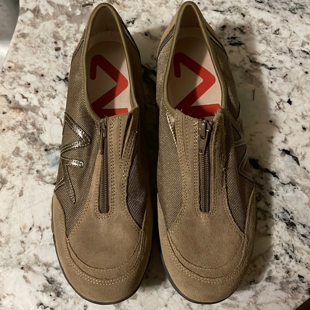 Anne Klein Brown Casual Shoes